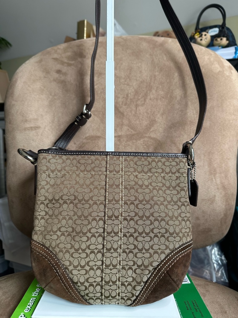 Coach Soho Signature w/ Small C’s Jacquard Brown Crossbody Very Good Condition